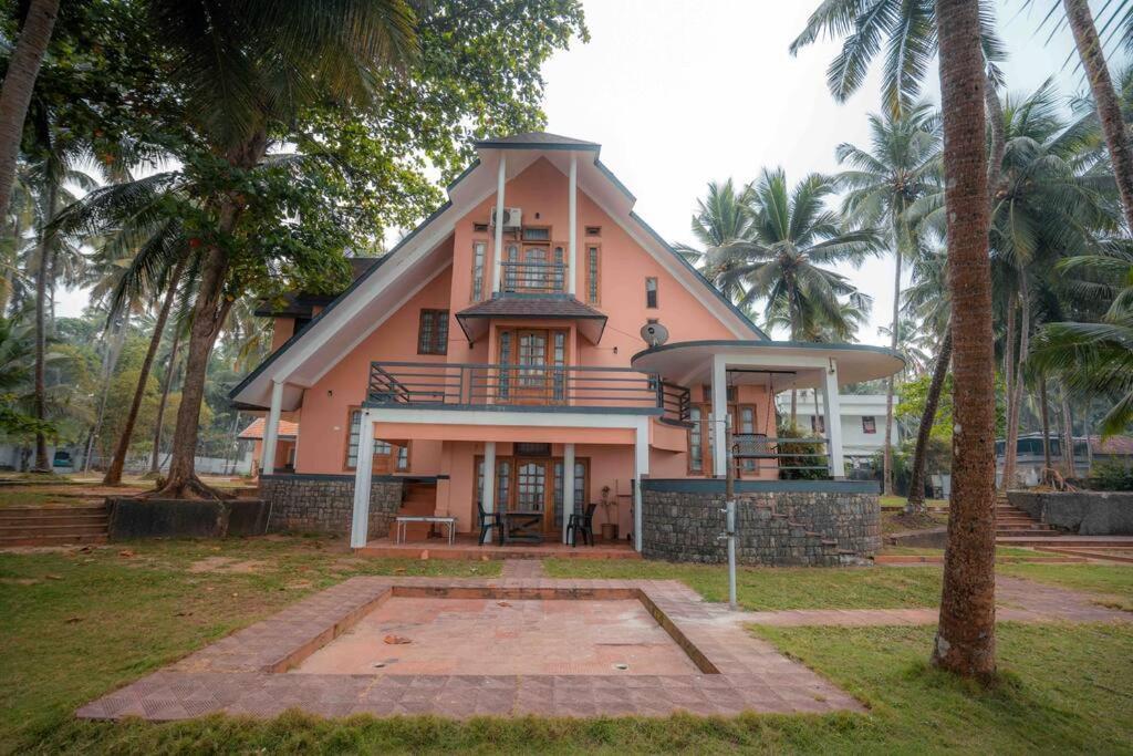 Baywatch By Grha - A Picturesque Beachfront Villa Calicut Exterior foto